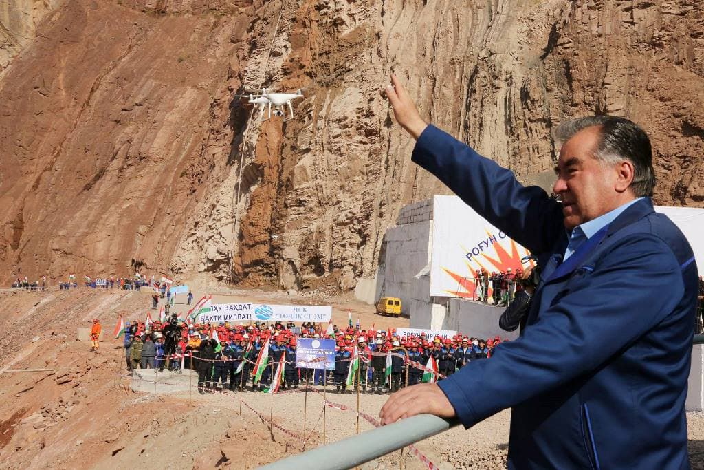 Tojikistonda Rog‘un GES 1-gidroagregati ishga tushirilishi va Prezident kuni katta tantana bilan nishonlanadi