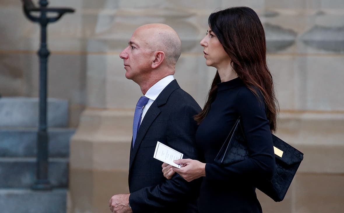 Jyeff Bezos mashmashasi. Makkenzi Bezos endi dunyodagi eng boy ayolga aylanishi mumkin