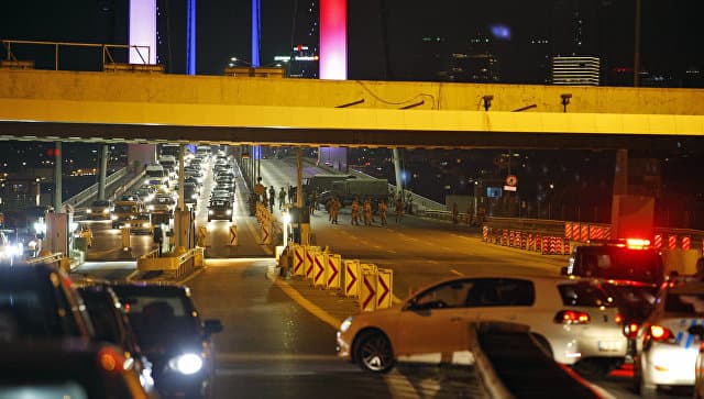 Turkiyada 65 zobit umrbod qamaldi