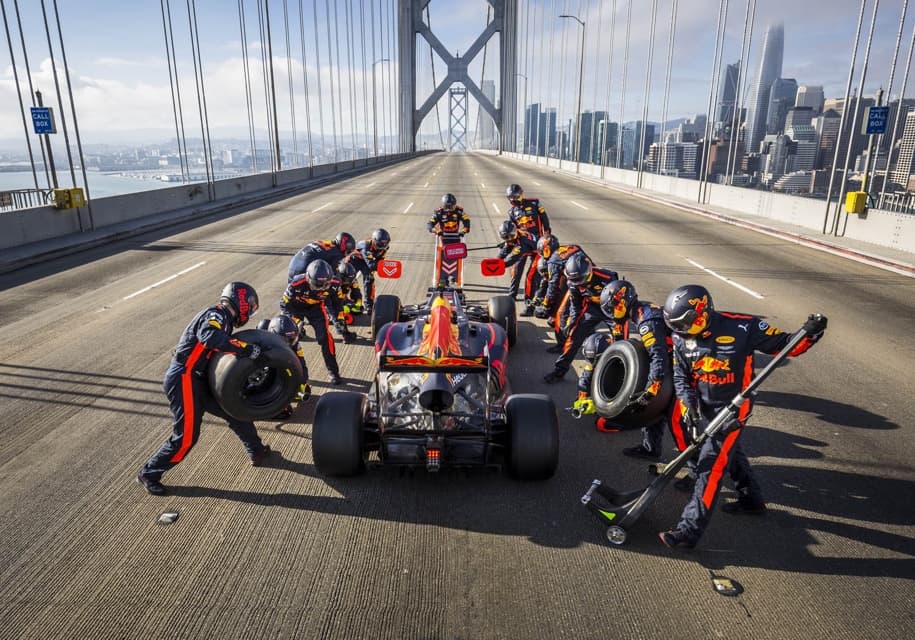 Formula-1 bolidi Amerika bo‘ylab sayohat qildi
