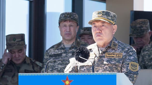 «Hozir istalgan narsaga tayyor turish kerak» - Nazarboyev Qozog‘iston armiyasi haqida
