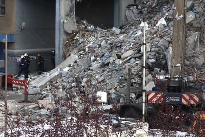 Magnitogorskda vayronalar ostidan 11 oylik chaqaloq tirik topildi