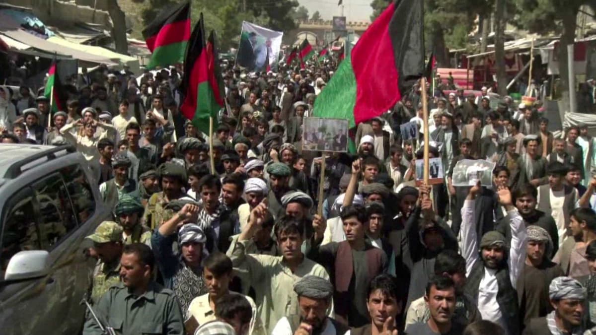 Afg‘onistondagi namoyishchilar «Hayraton» chegara portini yopib qo‘ydi
