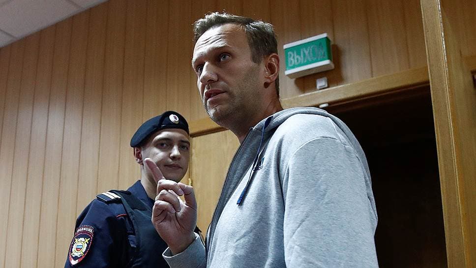 Aleksey Navalniy 30 kunga hibsga olindi