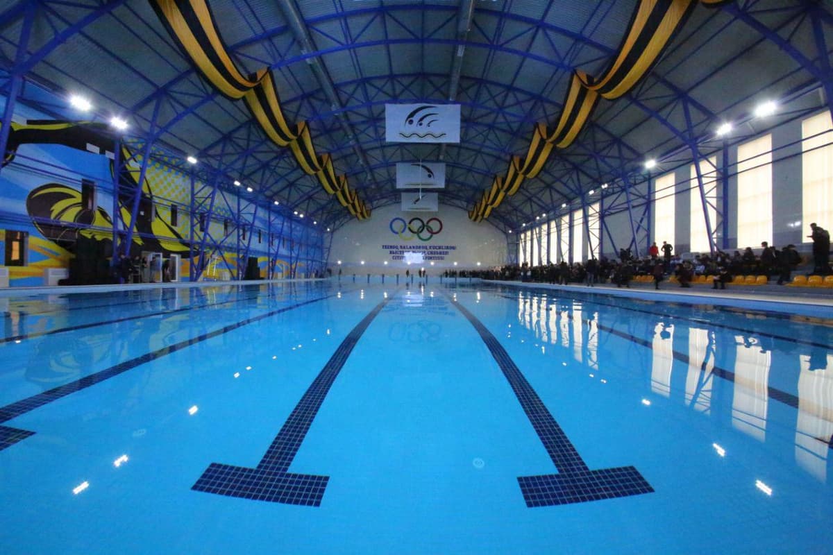 Beeline kelajak chempionlari uchun birinchi olimpiya suv havzasini sovg‘a qildi