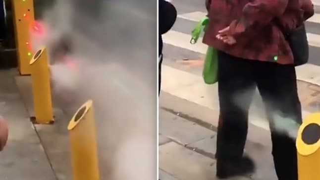Xitoyda ko‘chani svetoforning qizil chirog‘iga kesib o‘tuvchilar antiqa usulda jazolanmoqda (video)