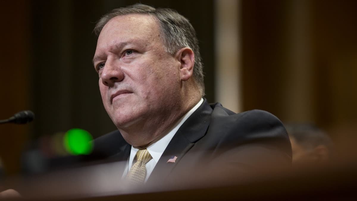 Pompeo Abu Dabi valiahd shahzodasi bilan terrorizmga qarshi kurashni muhokama qildi