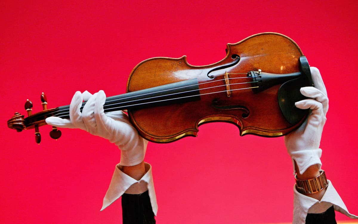 Italiyada narxi 3 mln yevro bo‘lgan «Stradivari skripkasi»ning egasi qidirilmoqda