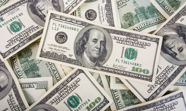 O‘zbekistonda dollar kursi yana o‘sdi