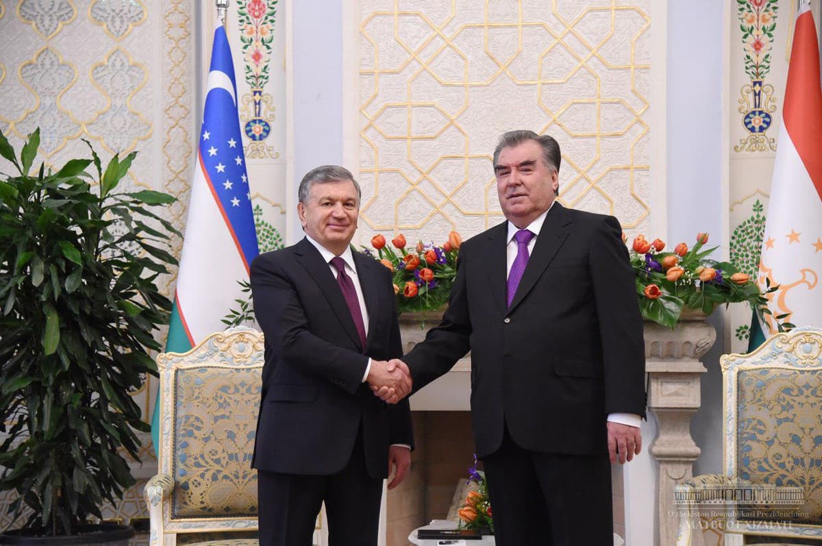 Imomali Rahmon O‘zbekiston Prezidenti bilan uchrashuvni tarixiy deb atadi