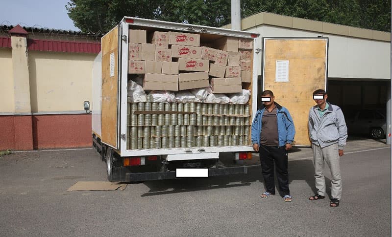 Bojxonachilar yirik miqdordagi muddati o‘tgan konserva mahsulotlarining noqonuniy muomalasiga chek qo‘yishdi