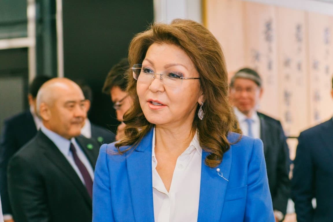 Darig‘a Nazarboyeva jurnalistlar omma tushunadigan tilda gapirishlari lozimligini uqtirdi