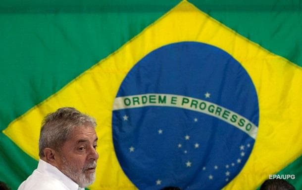 Braziliyada sobiq prezident korteji o‘qqa tutildi