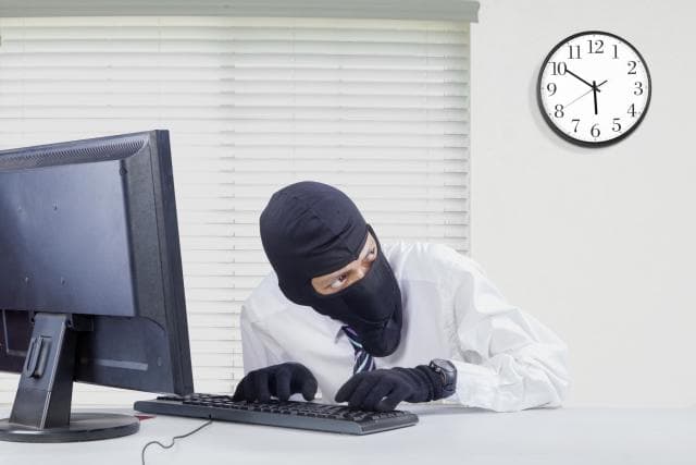 Internet orqali 14 mln so‘mni o‘g‘irlagan shaxs qo‘lga olindi