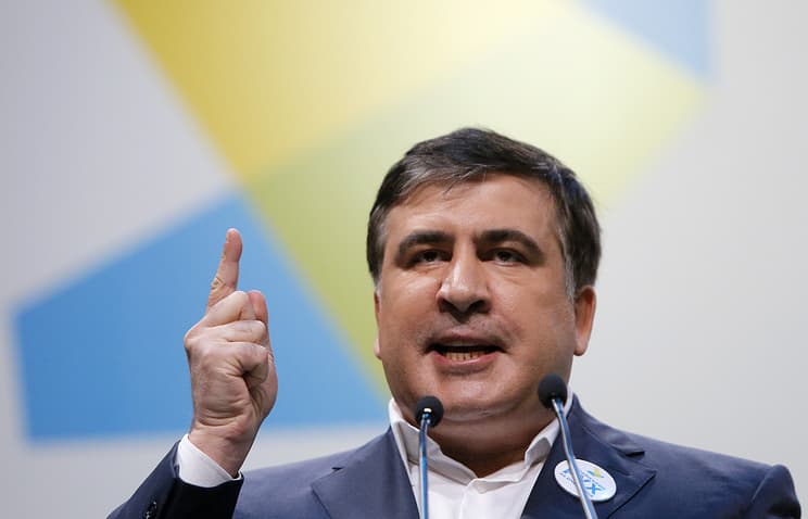 Saakashvili 2008 yilgi voqealar va Putinga «yordam berib yuborgan» oligarx haqida gapirdi