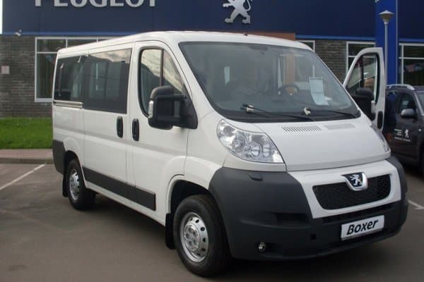 Damas’da yo‘lovchilarni tashish bosqichma-bosqich Peugeot mikroavtobuslariga o‘tkaziladi