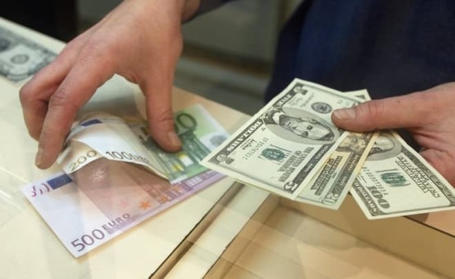 Banklarda bozor munosabatlari qachon shakllanadi yoki dollarni yevroga almashtirish mumkin emasmi?