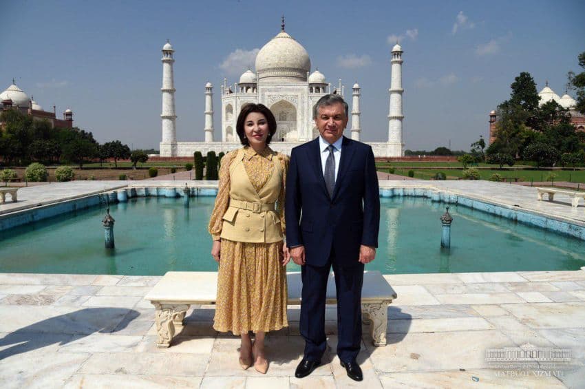 Foto: O‘zbekiston prezidenti va birinchi xonim Toj Mahalda