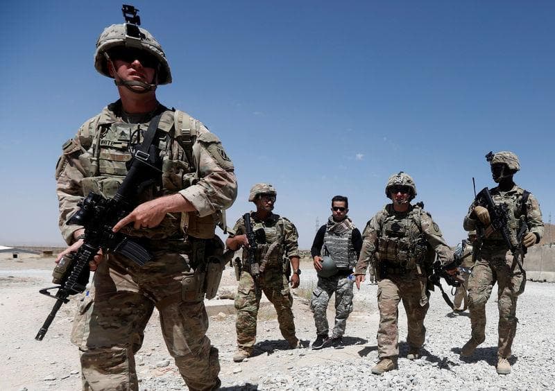 OAV: AQSh Afg‘onistondagi harbiylari sonini qisqartirishi mumkin