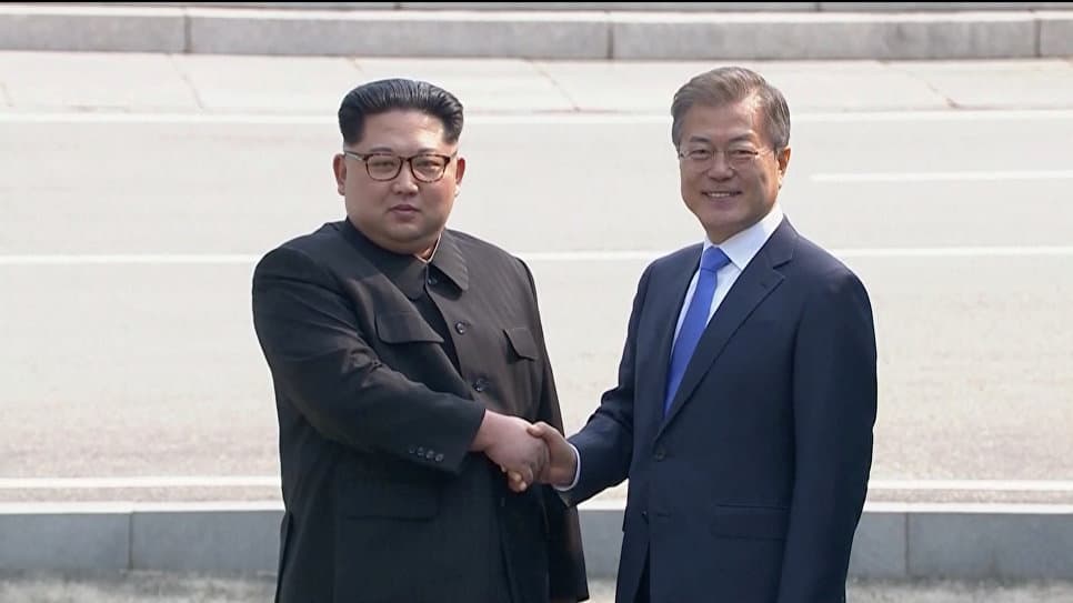 Janubiy Koreya va Shimoliy Koreya yetakchilari uchrashishdi
