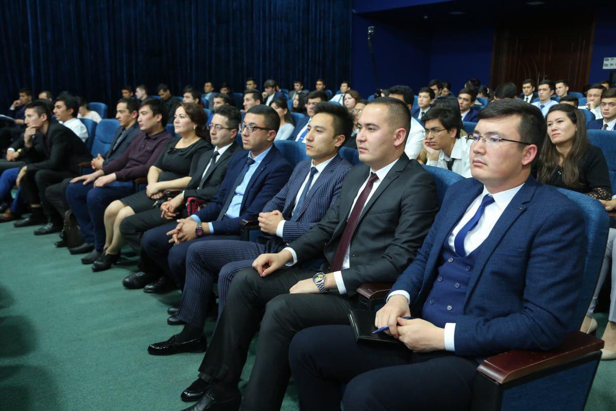 Psixotrop moddalarning yoshlar hayotiga salbiy ta'siri yuzasidan ochiq muloqot tashkil etildi