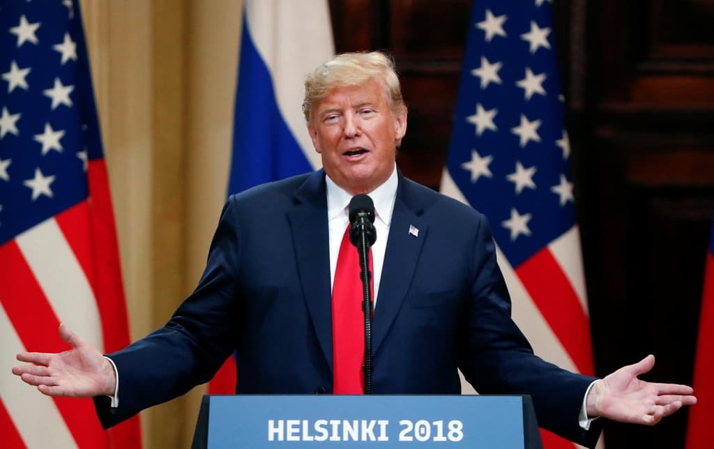 ОАВ: демократлар сайловлар олдидан Трамп ва Россия эҳтимолий келишувини ФҚБ билан муҳокама қилишган