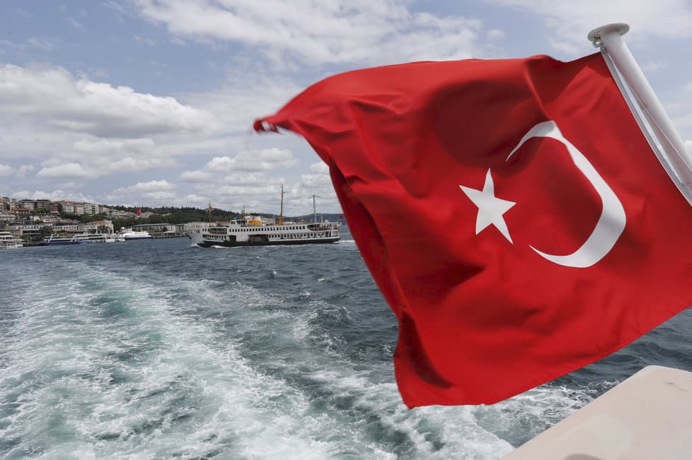 Turkiya AQShning Eronga qarshi sanksiyalariga qarshi chiqdi