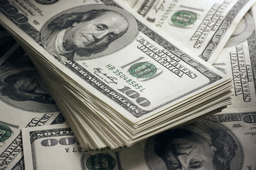 Dollar 7996 so‘mgacha tushib ketdi
