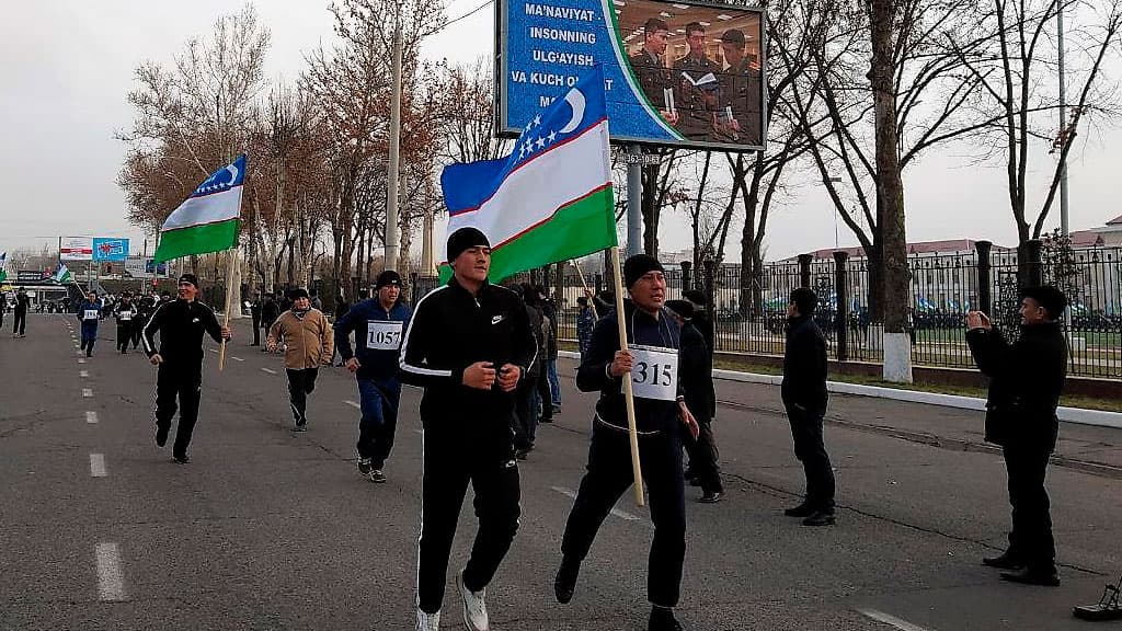 Mingdan ziyod harbiylar ishtirokida marafon bo‘lib o‘tdi 