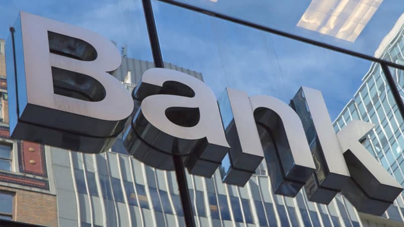 Rossiyaning 100dan ortiq banki bankrotlik yoqasida