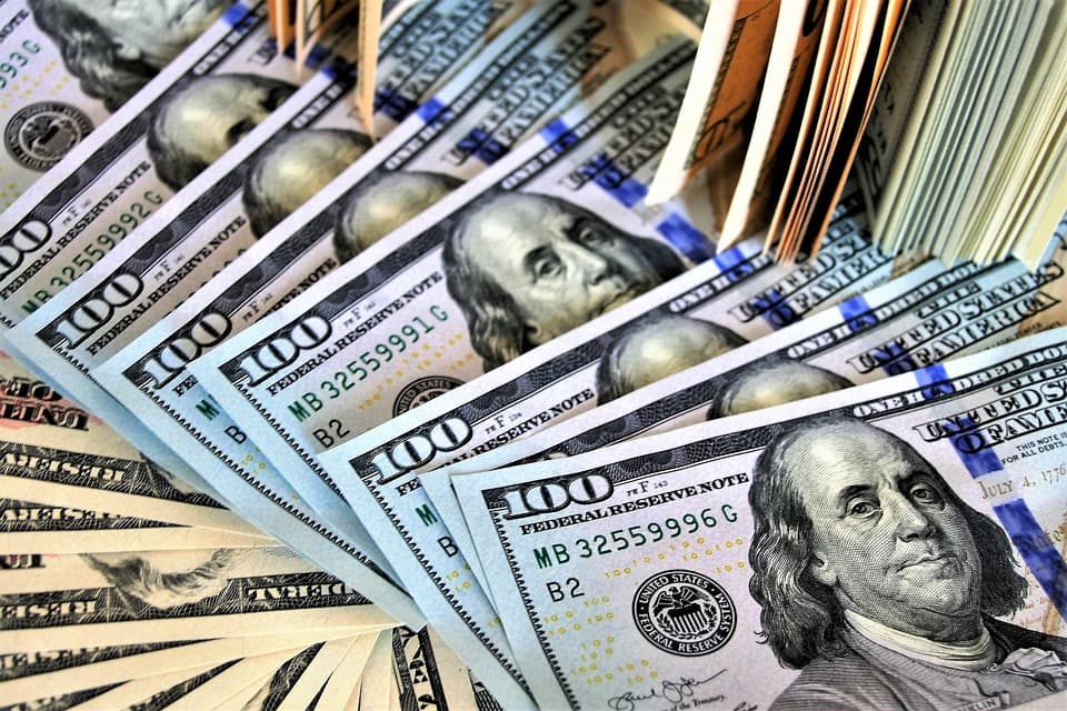Dunyodagi barcha millionerlarning umumiy boyligi 70 trillion dollardan oshib ketdi