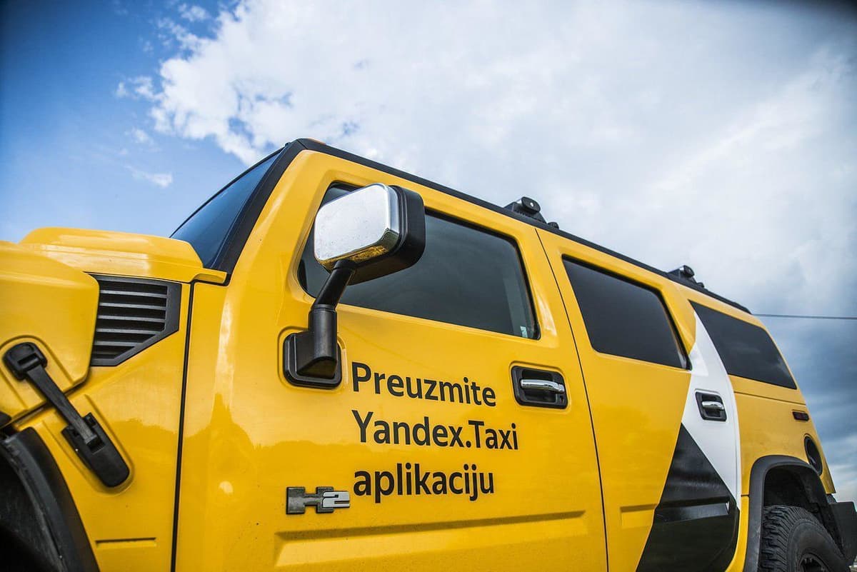«Yandeks.Taksi» servisi yana bir davlatda ish boshladi 