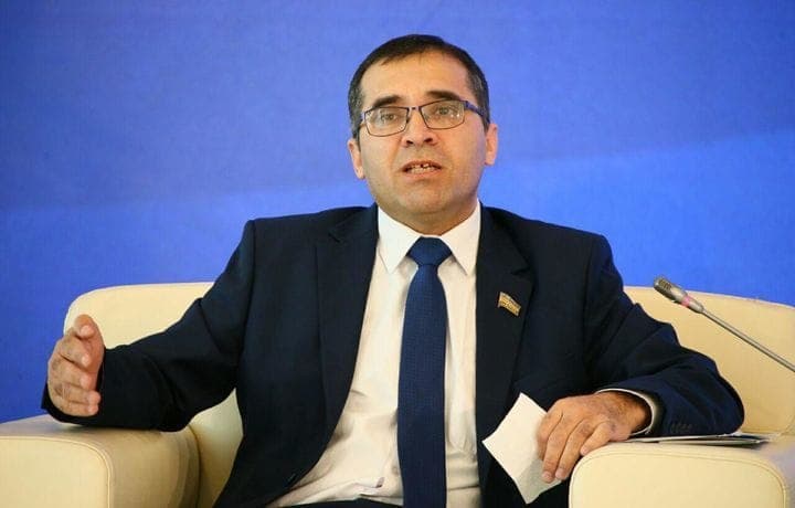 Deputat Kattaqo‘rg‘on shahri rahbariyatidan iste'fo talab qildi