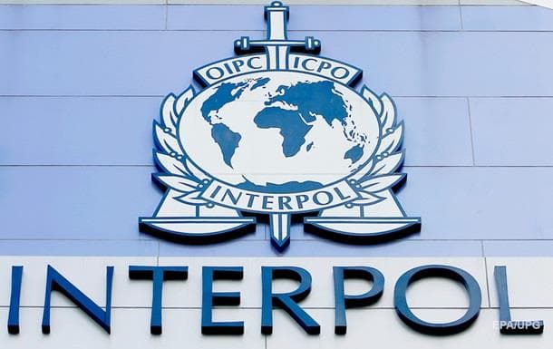 Interpol: kecha va bugun