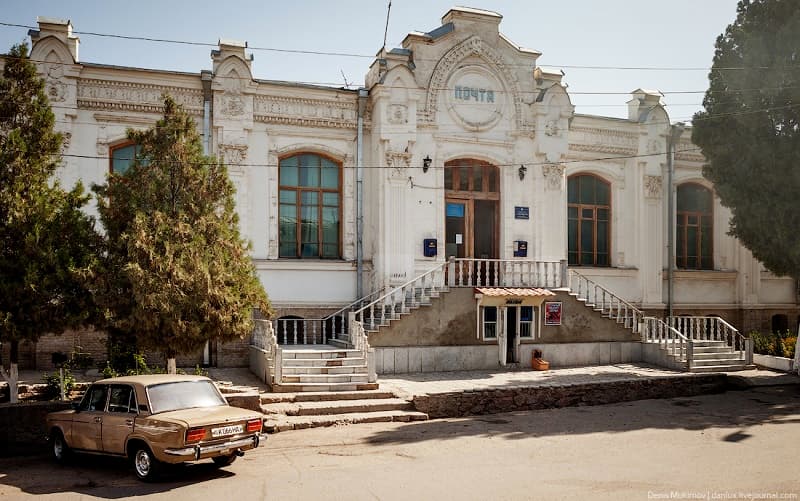 В хокимияте Самарканда заявили, что не будут сносить историческое здание почты