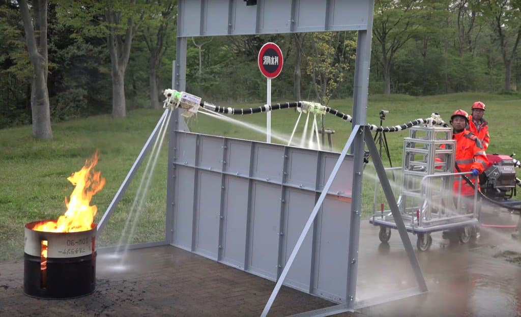 Yaponiyada o‘t o‘chiruvchi robot ixtiro qilindi (video)