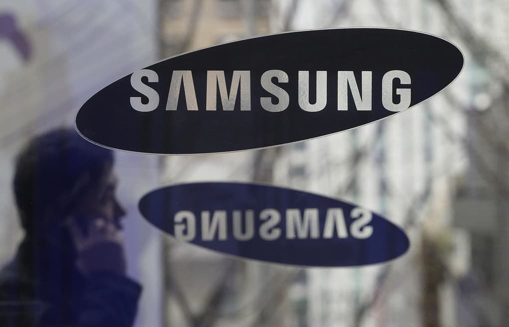 Samsung выпустит смартфон с вращающейся камерой