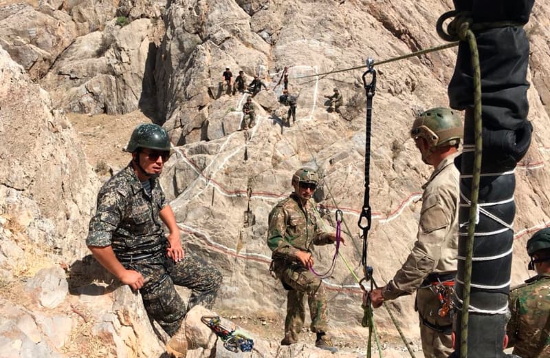 Amerikalik yo‘riqchilar «Forish» poligonida o‘zbekistonlik harbiylar uchun trening o‘tkazishdi