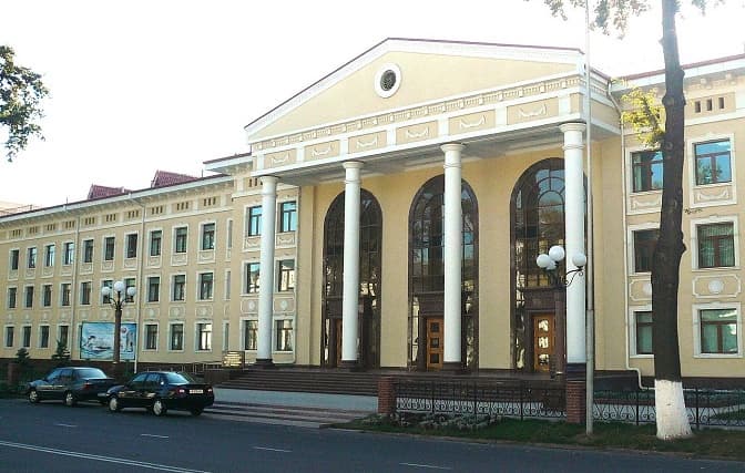 Студенты филиала МГУ в городе Ташкенте обратились к президенту Узбекистана