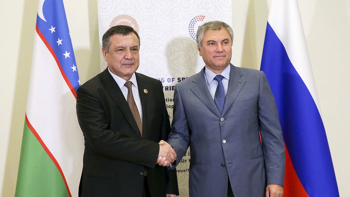 Nurdinjon Ismoilov Yevroosiyo parlamentlari spikerlari yig‘ilishida qatnashmoqda