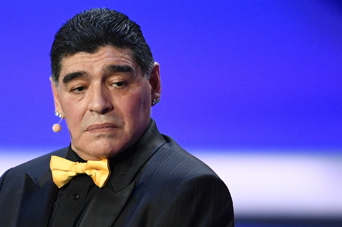 Maradona yana ishdan ketdi