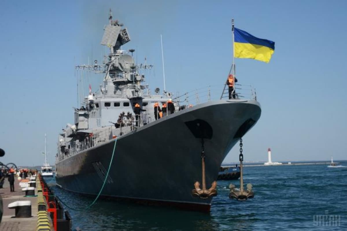 Украина ҲДК Азов денгизида «саноқли дақиқалар» ичида йўқ қилиниши айтилди