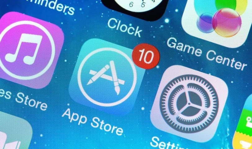 Apple App Store'дан минглаб ноқонуний иловаларни ўчирди