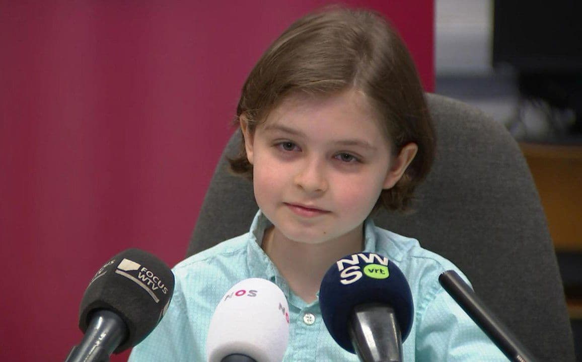 Belgiyada sakkiz yoshli bola maktabni bir yarim yilda bitirdi