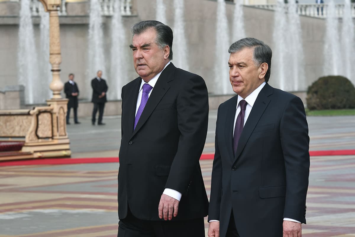 Shavkat Mirziyoyev Tojikiston alyuminiy zavodiga boradi