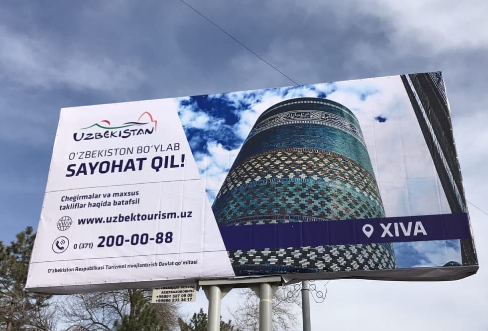 «O‘zbekiston bo‘ylab sayohat qil!» bannerlari respublikamiz ko‘chalarida