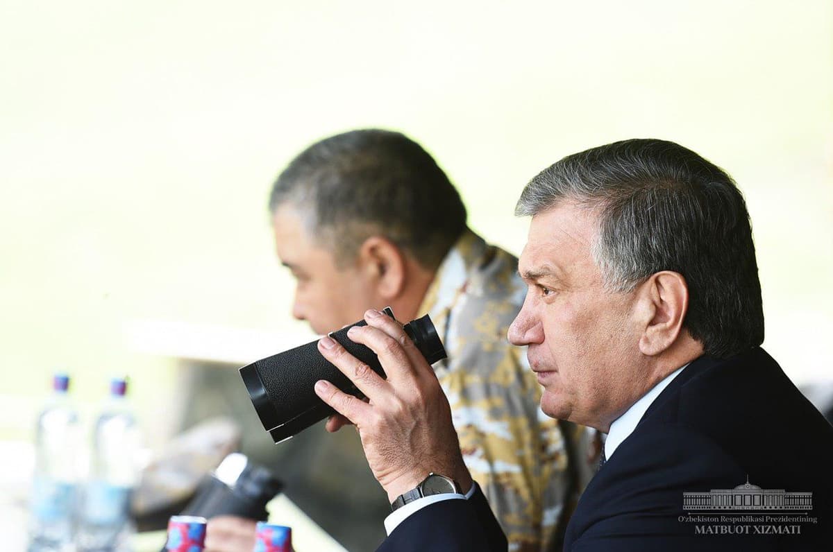 Shavkat Mirziyoyev mamlakatdagi barcha harbiy poligonlarni modernizatsiya qilish bo‘yicha topshiriq berdi