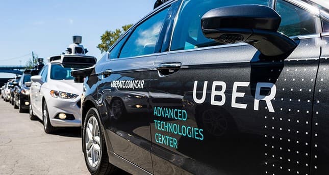 Haydovchisiz avtomobil ishlab chiqarish uchun Toyota-Uber shartnomasi tuzildi 