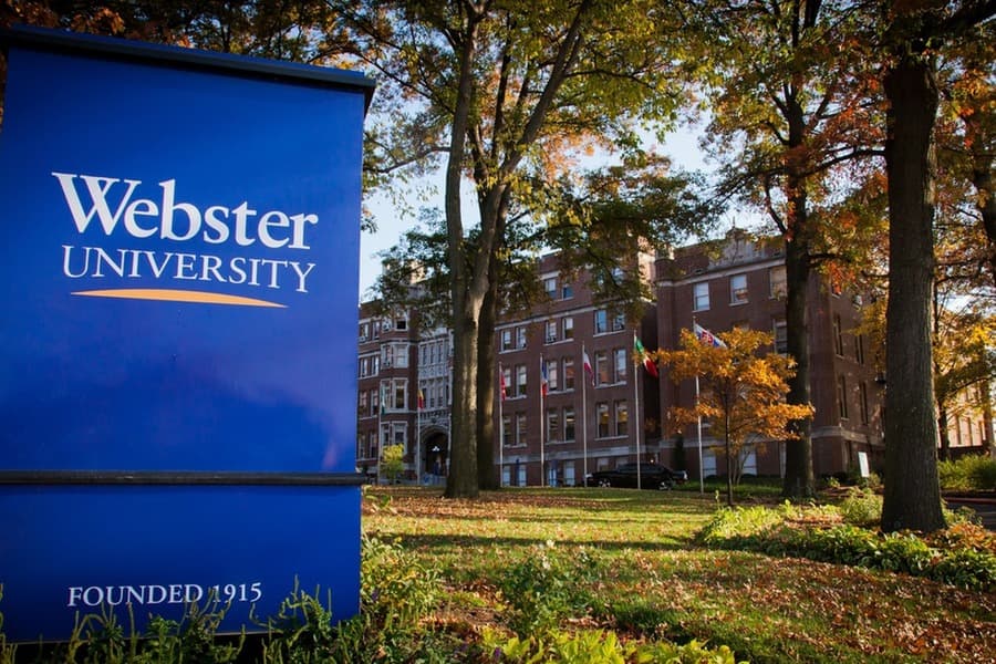 Toshkent: Vebster universiteti ochildi