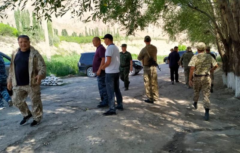 Qirg‘iziston - Tojikiston chegarasidagi otishma oqibatida uch nafar tojik harbiysi halok bo‘ldi - OAV